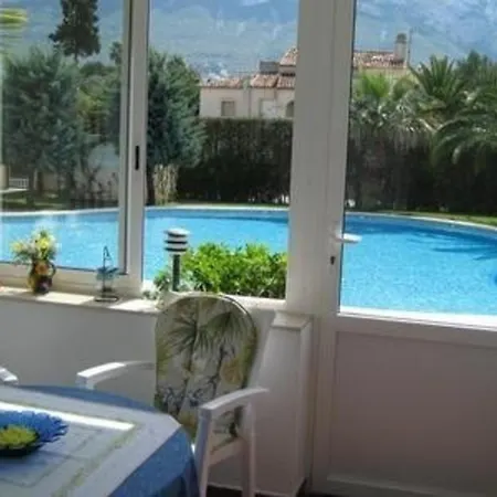 Mit Pool, Garten, Terrasse In Strandnaehe Διαμέρισμα Denia